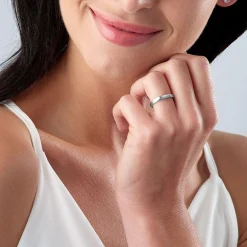 Beaverbrooks 9ct White Gold 2.5mm Court Wedding Ring