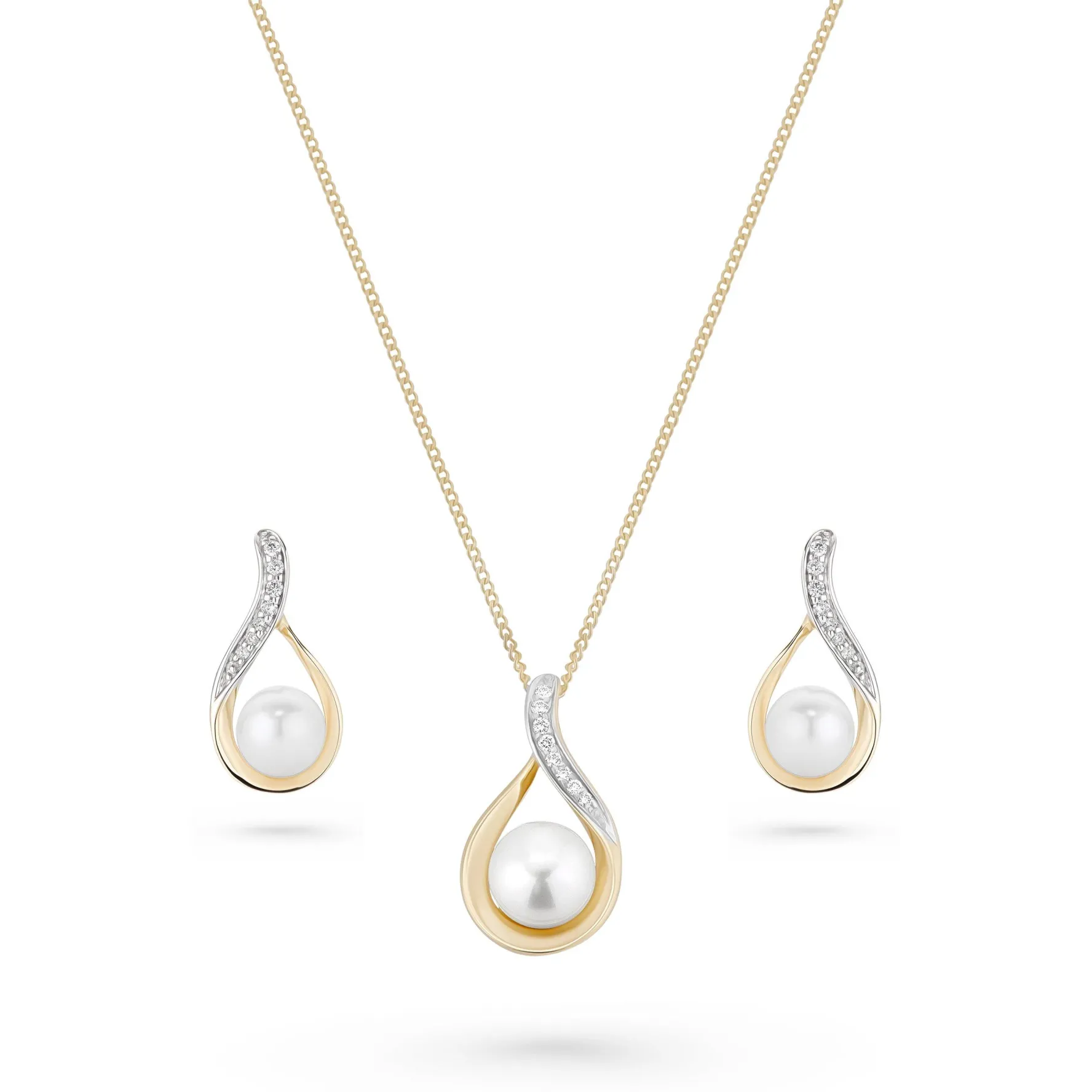 Beaverbrooks 9ct Yellow Gold Diamond Freshwater Cultured Pearl Necklace and Earrings Set