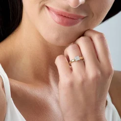 Beaverbrooks 18ct Yellow Gold Diamond Princess Cut Cluster Ring