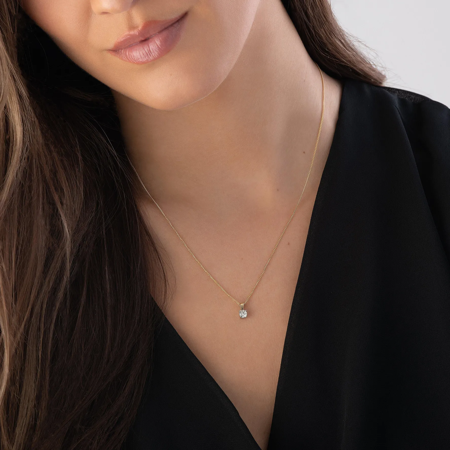 Beaverbrooks 18ct Yellow Gold Diamond Pendant
