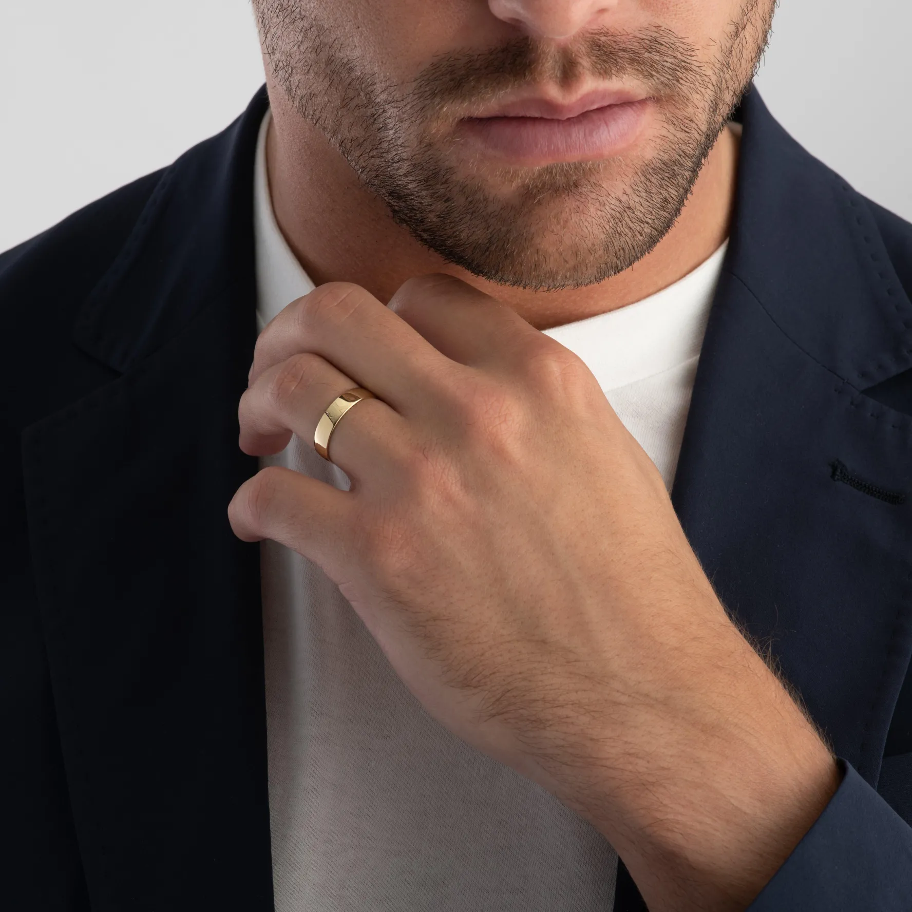 Beaverbrooks 18ct Yellow Gold 5mm Men’s Wedding Ring