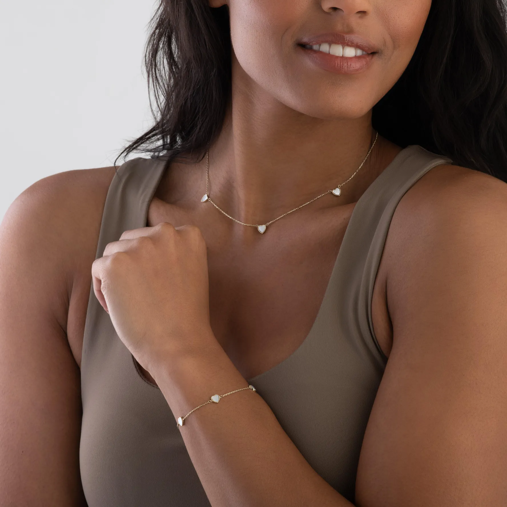 Beaverbrooks 9ct Yellow Gold Mother of Pearl Heart Necklace