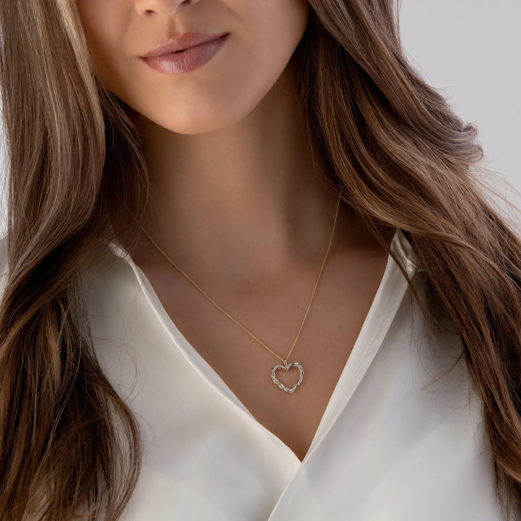 Beaverbrooks Entwine 9ct Yellow Gold Diamond Heart Pendant