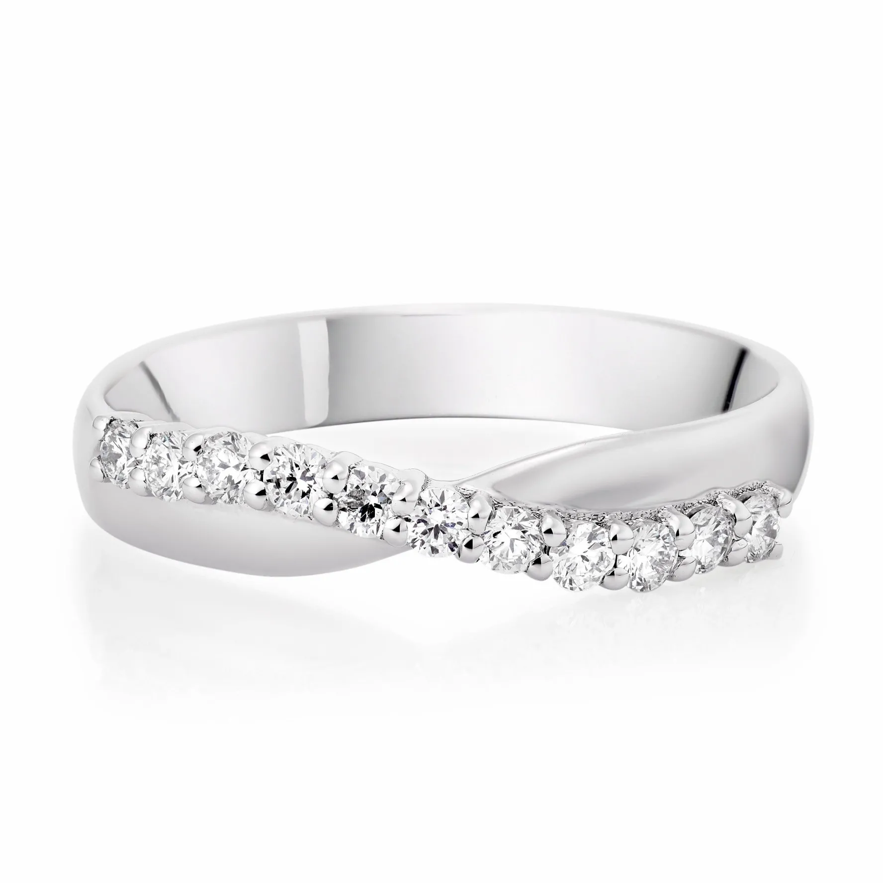 Beaverbrooks Platinum Diamond Shaped 3mm Wedding Ring