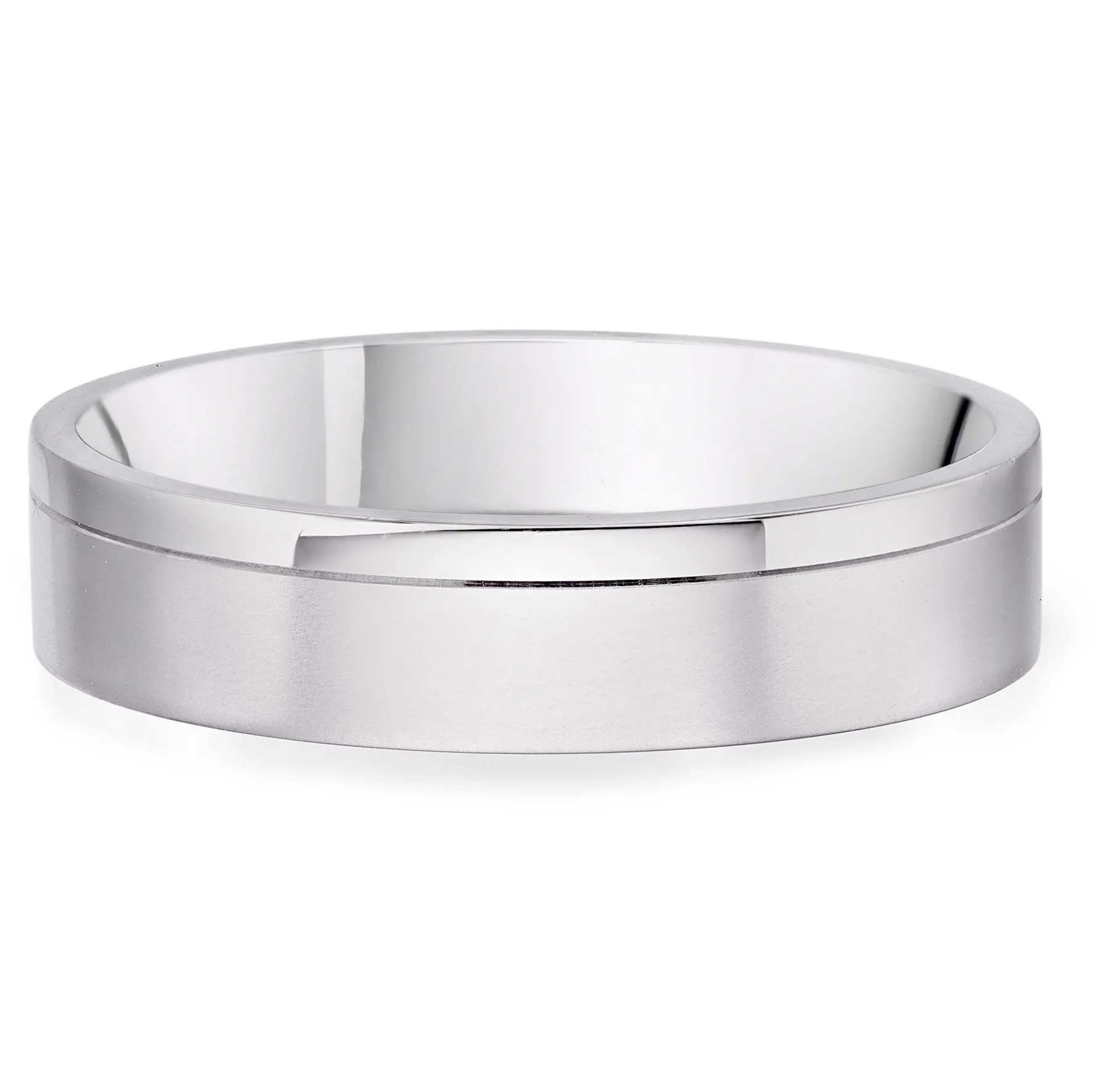 Beaverbrooks Platinum Men’s 5mm Wedding Ring