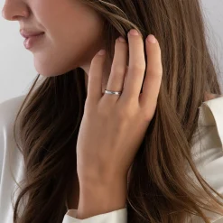 Beaverbrooks Platinum Vintage 2.5mm Ladies Wedding Ring