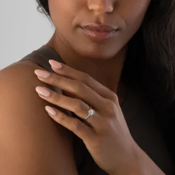 Hearts On Fire Delight Platinum Diamond Halo Ring