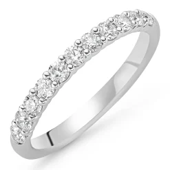 Hearts On Fire Platinum Diamond 2.3mm Wedding Ring
