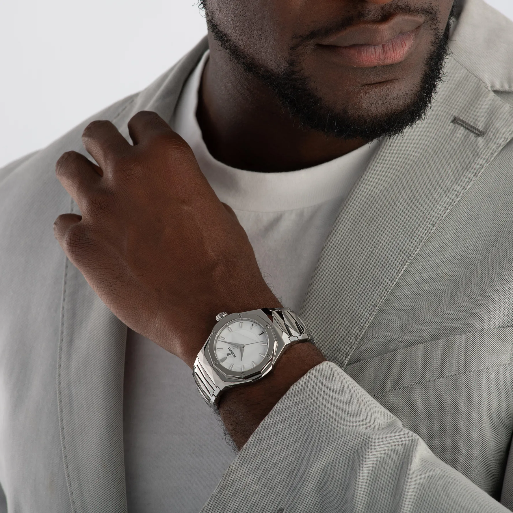 Hublot Classic Fusion 40mm Titanium Automatic Watch