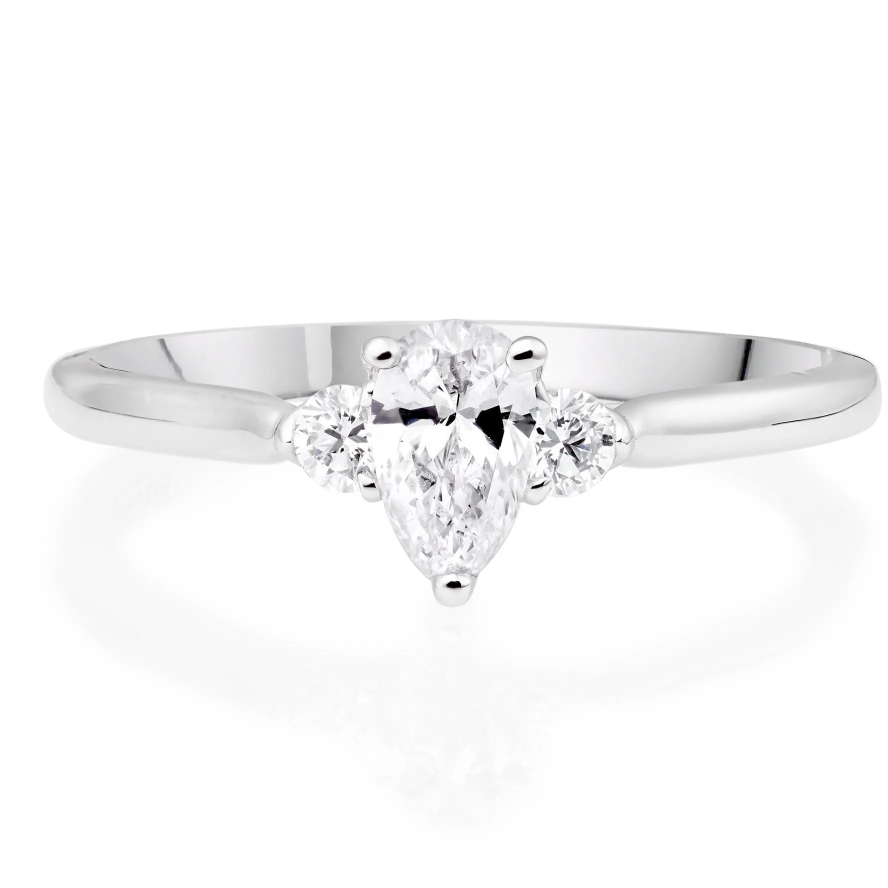 Maple Leaf Diamonds Eternal Flame 18ct White Gold Diamond Three Stone Ring