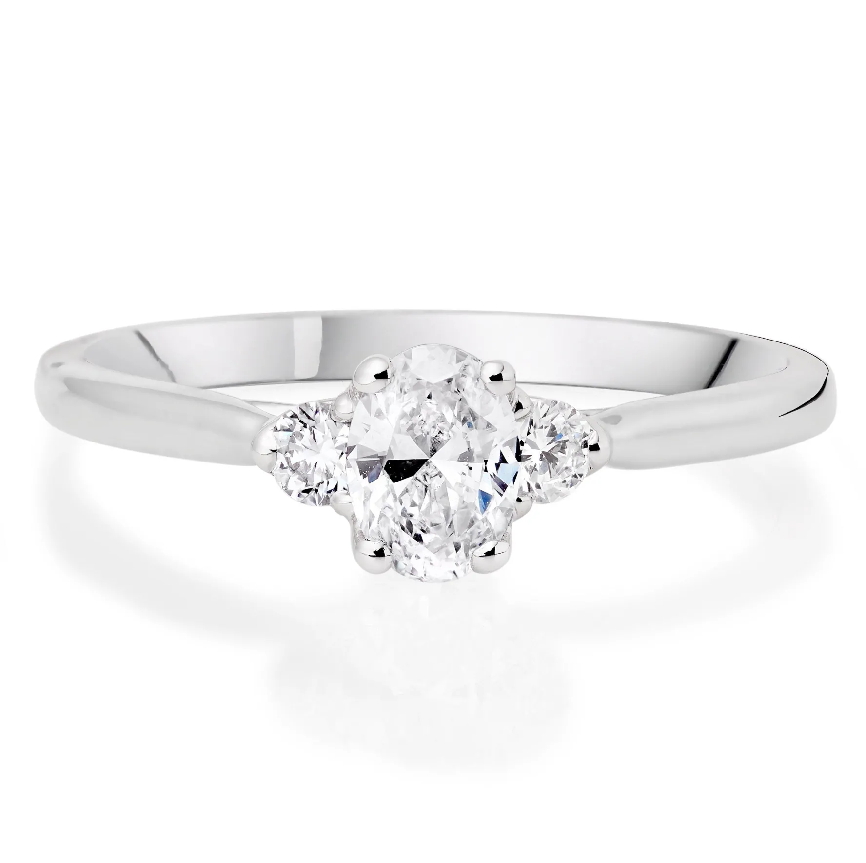 Maple Leaf Diamonds Eternal Flame 18ct White Gold Diamond Three Stone Ring