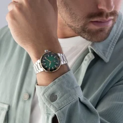 Oris Aquis Date Calibre 400 41.5mm Automatic Watch