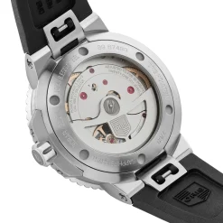 Oris Aquis Date Calibre 400 41.5mm Automatic Watch