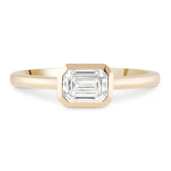 Royal Asscher 18ct Yellow Gold Emerald Cut Diamond Ring