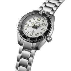 Seiko Prospex Marinemaster 1968 Diver’s Reinterpretation 42.6mm Automatic Watch