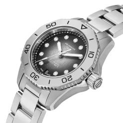 TAG Heuer Aquaracer Professional 200 Date 30mm Diamond Ladies Watch