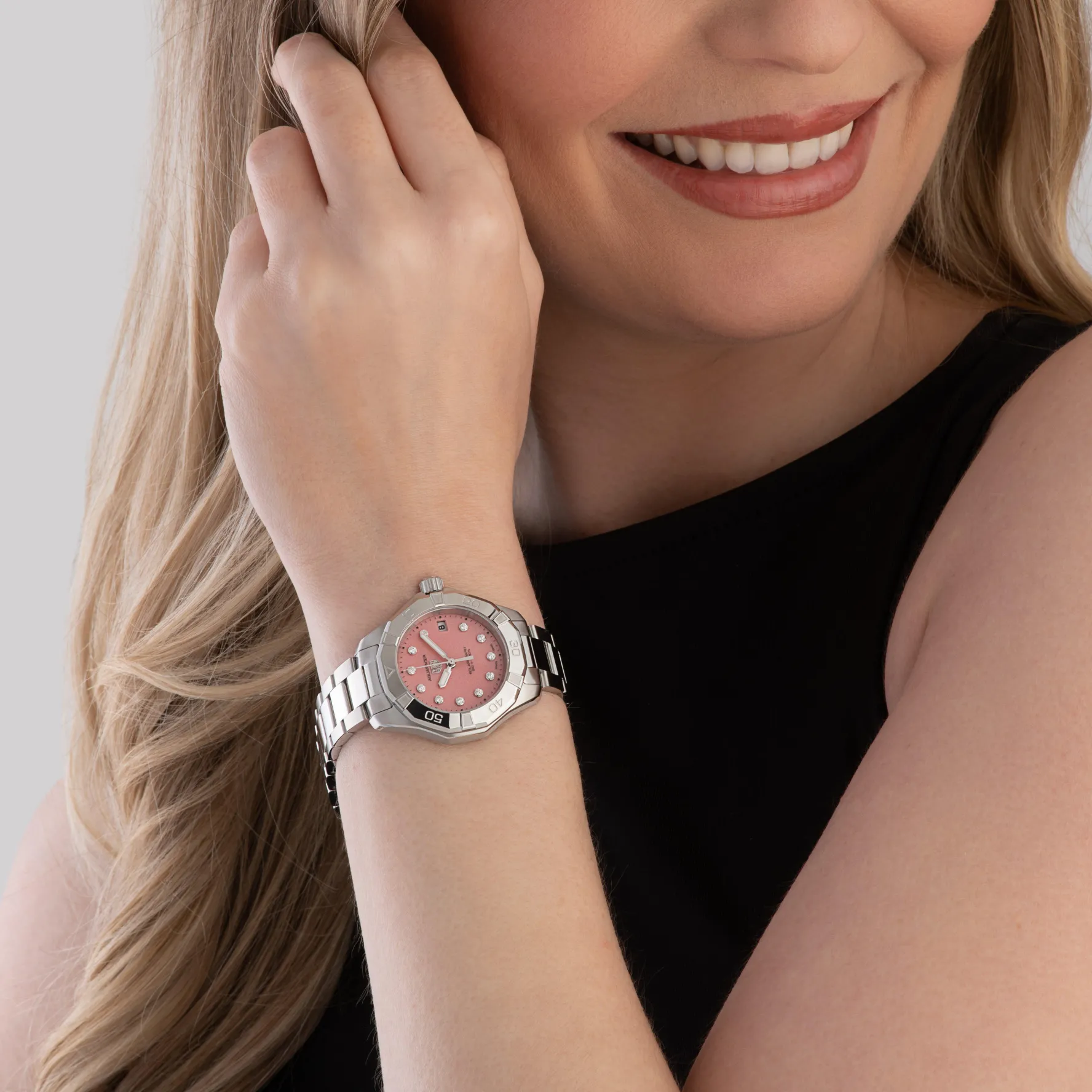 TAG Heuer Aquaracer Professional 200 Solargraph 34mm Diamond Watch