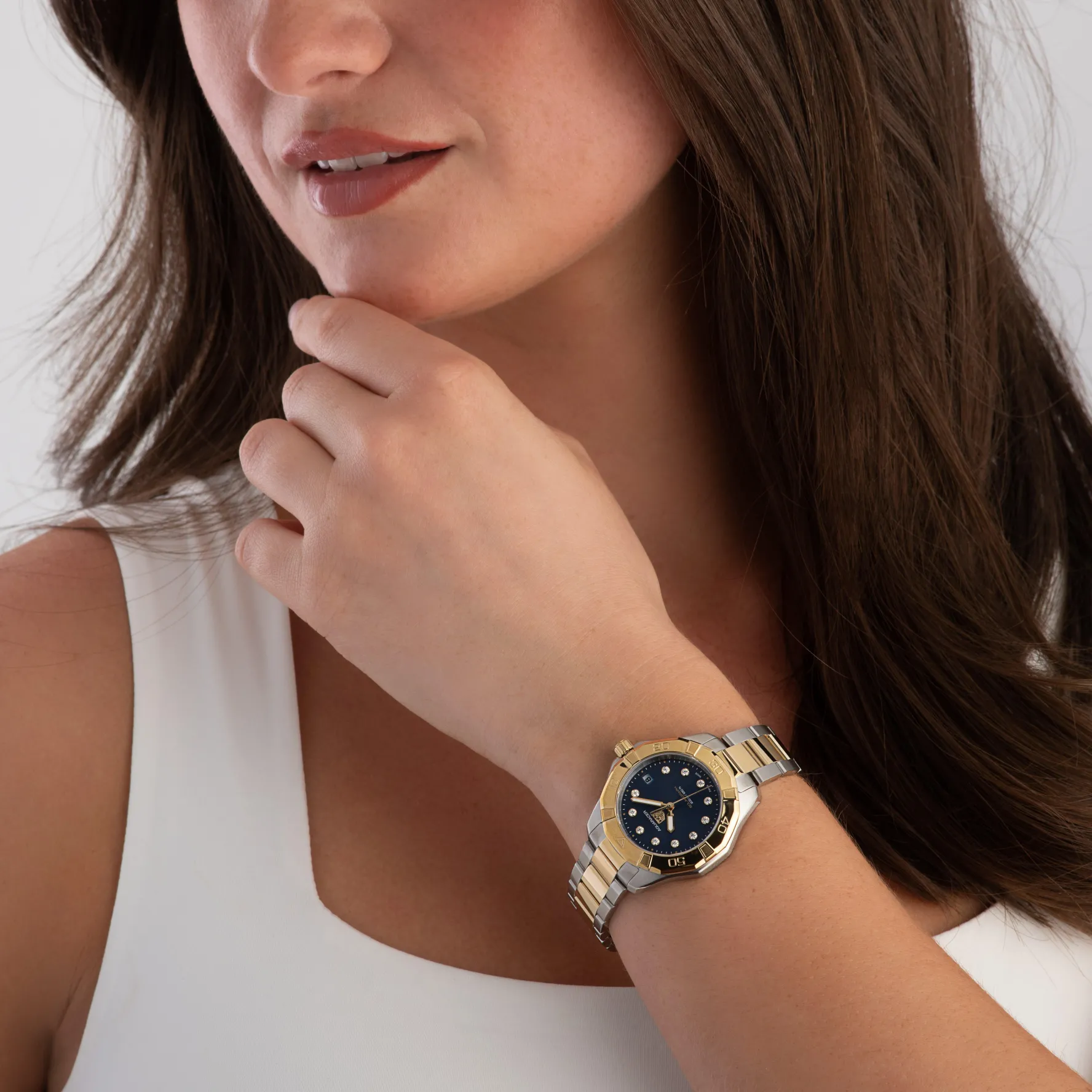 TAG Heuer Aquaracer Professional 200 Solargraph 34mm Watch