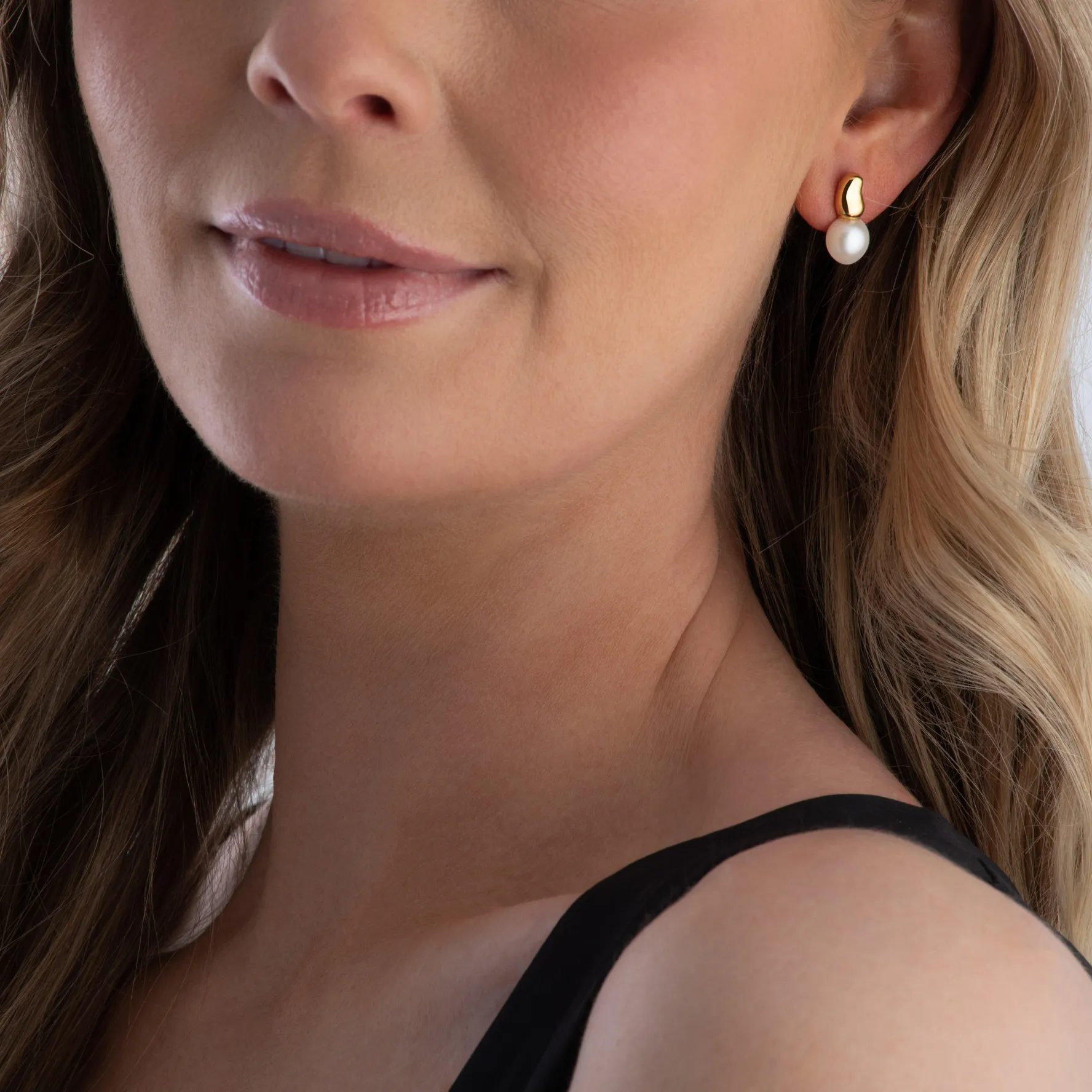 Thomas Sabo Yellow Gold Plated Freshwater Pearl Stud Earrings