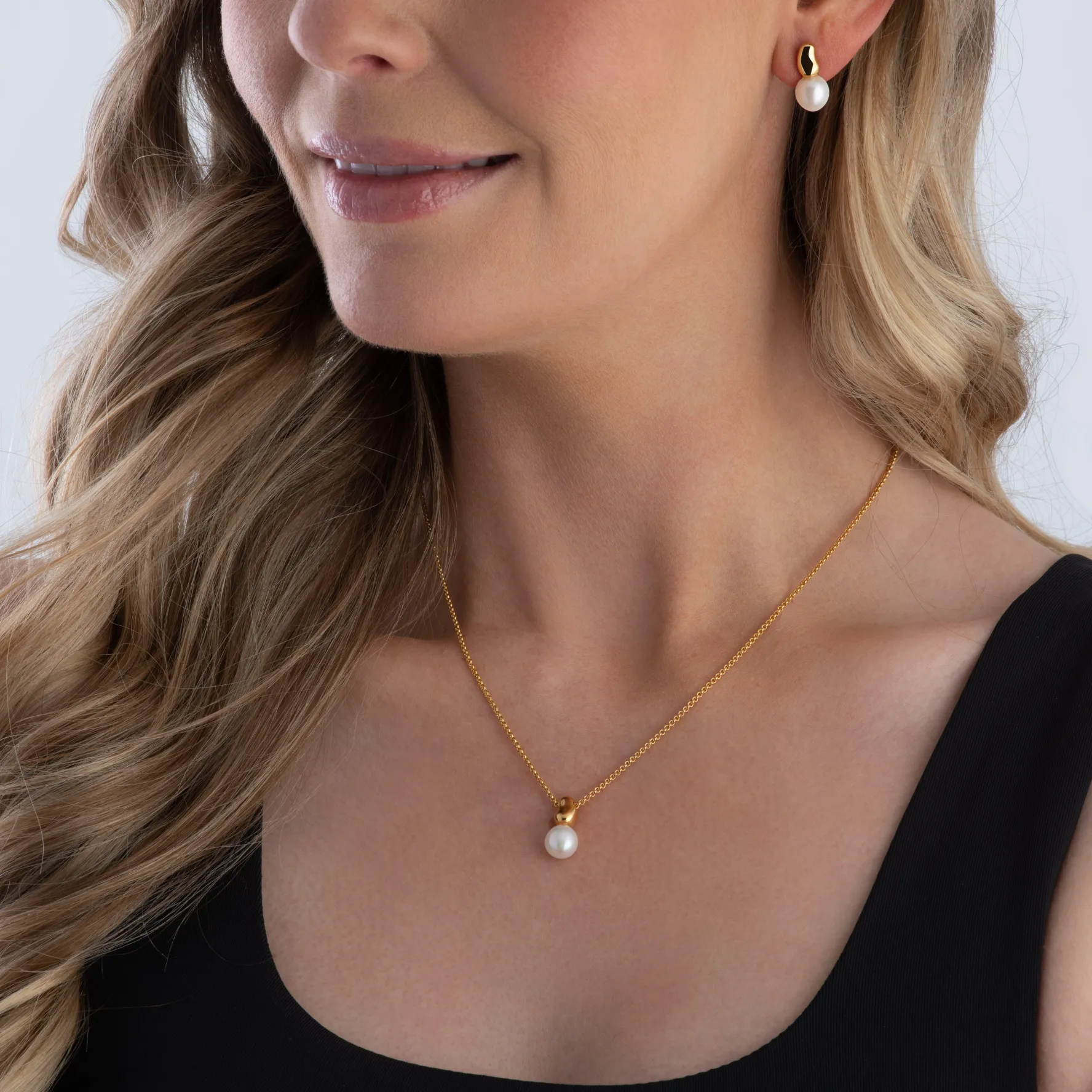 Thomas Sabo Yellow Gold Plated Freshwater Pearl Stud Earrings